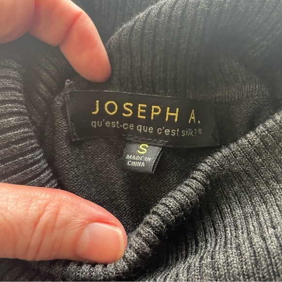 Joseph A Charcoal Turtleneck Sweater  Size: Small - Picture 7 of 11